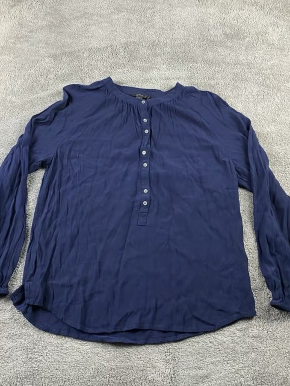 J CREW Long Sleeve Drapey Popover Buttons Blouse Womens Small Navy Blue